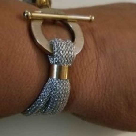 Beautiful Liquid Sterling Silver Bracelet with Gold Plated Detail - Picture 8 of 8